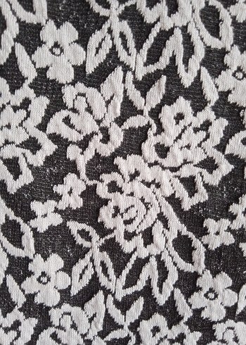 Kabartma Desenli Fermuarlı Kadın Hırkası - Görsel 7