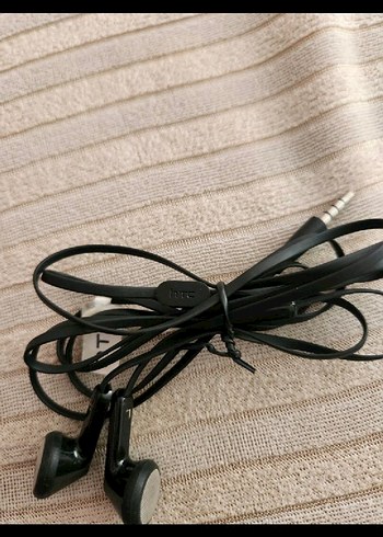 HTC Siyah Kulak İçi Kulaklık - Görsel 3