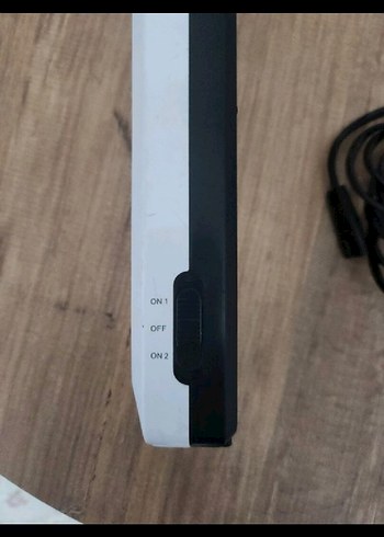 Beyaz Taşınabilir LED Işık ve Şarj Kablosu - Görsel 2