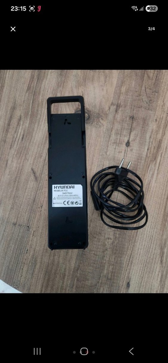 Beyaz Taşınabilir LED Işık ve Şarj Kablosu - Görsel 3