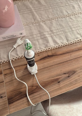 OralB Braun şarjlı  Diş Fırçası Şarjlı - Görsel 4
