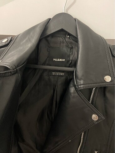 Pull and Bear Deri mont