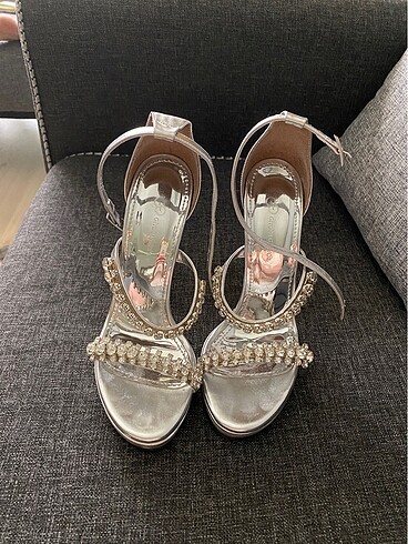 Stiletto abiye taşlı ayakkabı