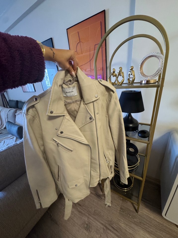 Stradivarius deri ceket sezon harika fiyat - Görsel 3