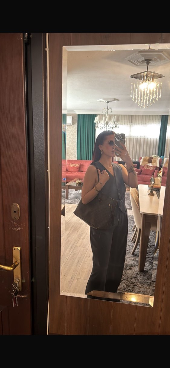 Arkasi capraz alt ust takim - Görsel 2