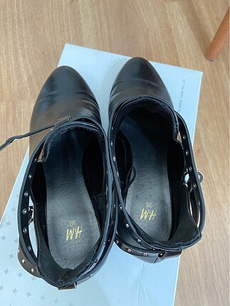 38 Beden H&M bot