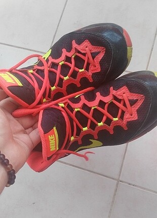 Basketbol ayakkabısı 
