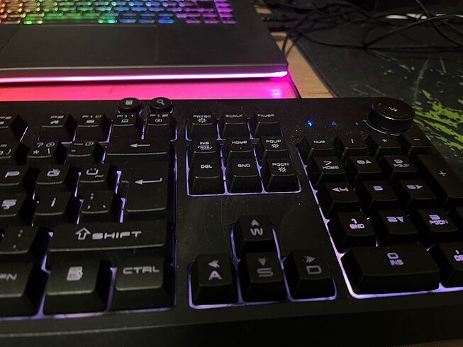 RAMPAGE ELİPS AZ KULLANILMIŞ KLAVYE - Görsel 3