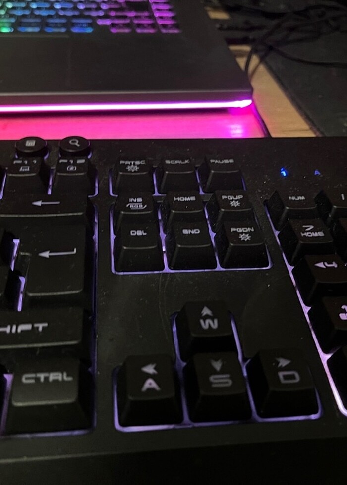 RAMPAGE ELİPS AZ KULLANILMIŞ KLAVYE - Görsel 3