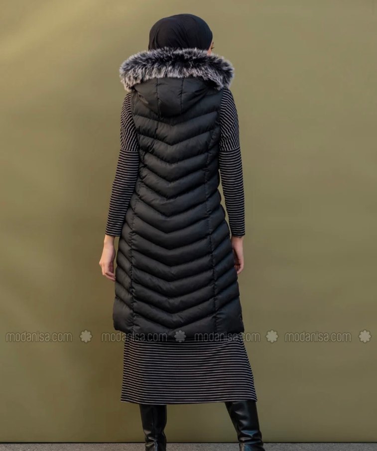 Siyah Uzun Kürklü Kadın Şişme Yelek - Görsel 4