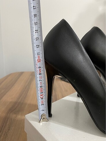 38 Beden Stiletto