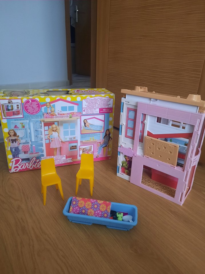 Pembe Barbie Oyun Evi ve Aksesuarları - Görsel 2