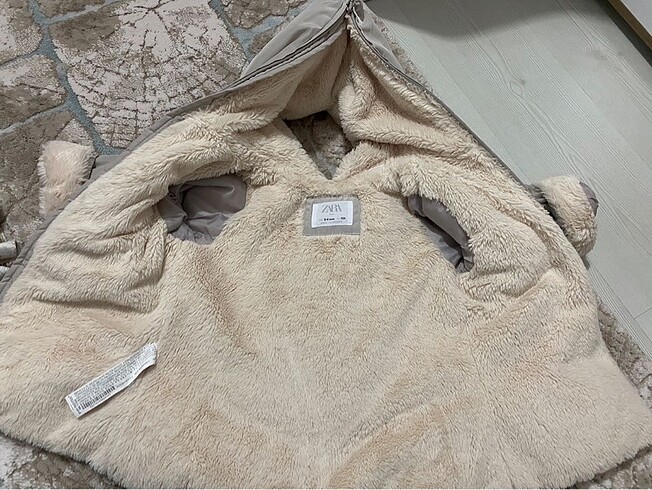 Zara Zara çocuk kanguru mont