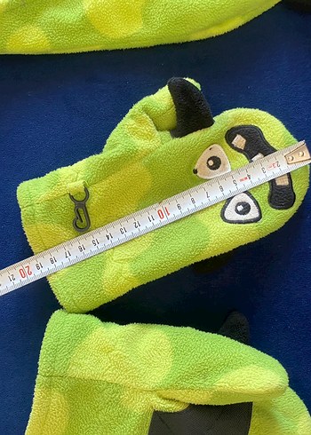 LC Waikiki Lcw monster 8-10 yaş çocuk bere eldiven takımı