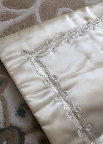 İşlemeli Parlak Saten Çeyizlik Seccade - Görsel 3