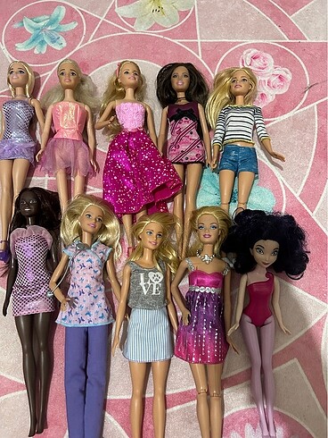 Barbie bebekler