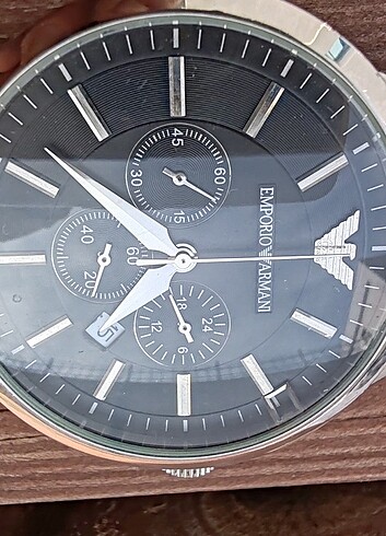 Beden Armani saat