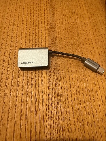Momax type c audio