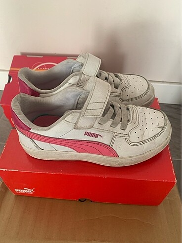 33 Beden beyaz Renk Puma 33 numara
