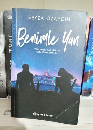 BENİMLE YAN