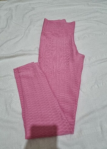 Pembe dokulu tayt