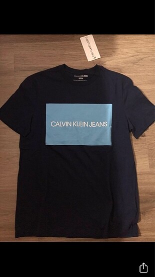 Calvin Klein tshirt