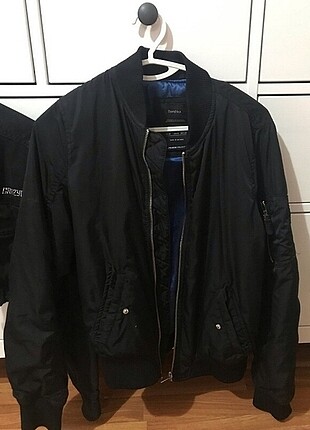 bershka bomber