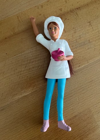 Pastel renkli beyaz aşçı bebek