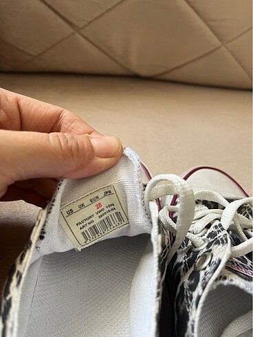 28 Beden çeşitli Renk Converse kız çocuk ayakkabı