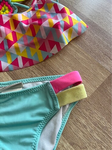 LC Waikiki Lcw kız çocuk bikini takımı