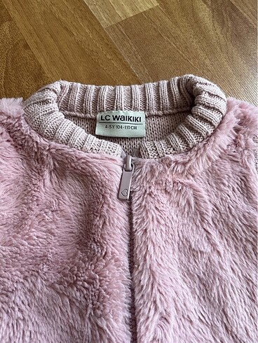 LC Waikiki Lcw kız çocuk peluş yelek