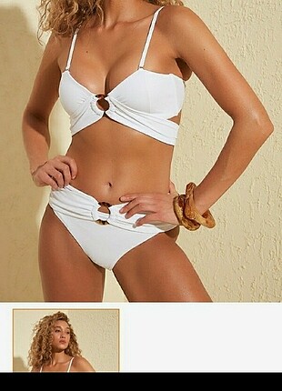 Bikini takim beyaz sırt detaylı bir kere giydim temiz kullandı
