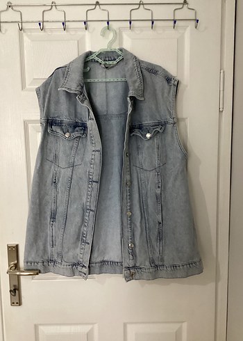 Gri Mavi Kadın Kolsuz Denim Ceket