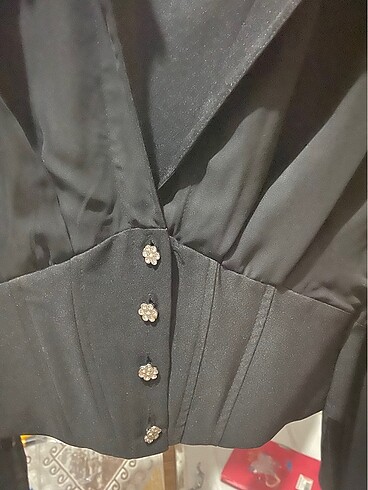 Trendyolmilla Siyah parlak taşlı gömlek bluz korseli kolları şif - Görsel 9