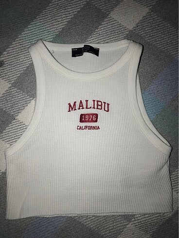Bershka crop top