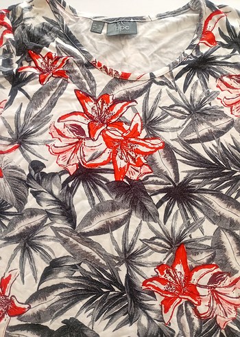 Kısa Kollu V Yaka Desenli Hamile Tuniği - Görsel 2