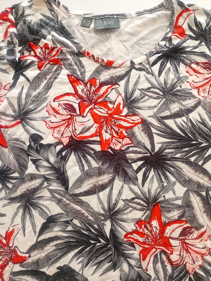 Kısa Kollu V Yaka Desenli Hamile Tuniği - Görsel 2