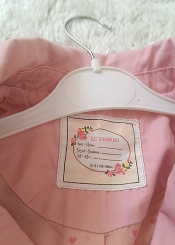 LC Waikiki Düğmeli Pembe Trençkot 12 13 Yas