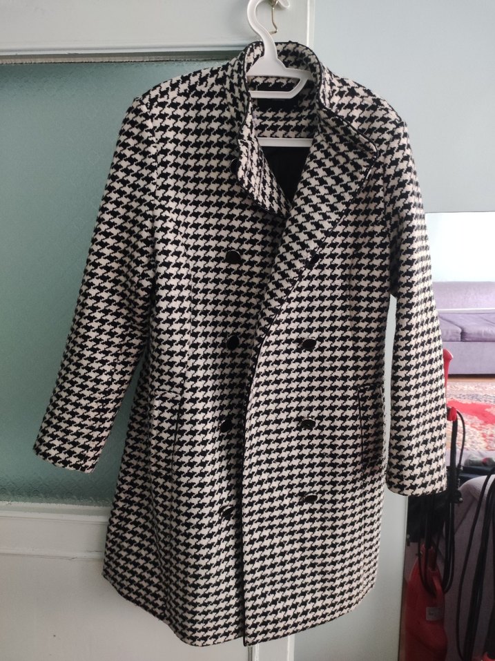 Düğmeli kazayağı desen Kadın Kaban - Görsel 4