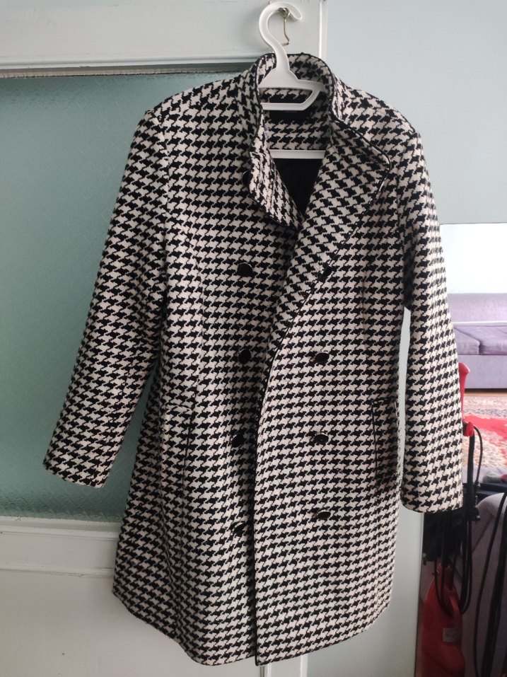 Düğmeli kazayağı desen Kadın Kaban - Görsel 2