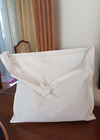 Zara Beyaz Keten Minimalist Kol Çantası