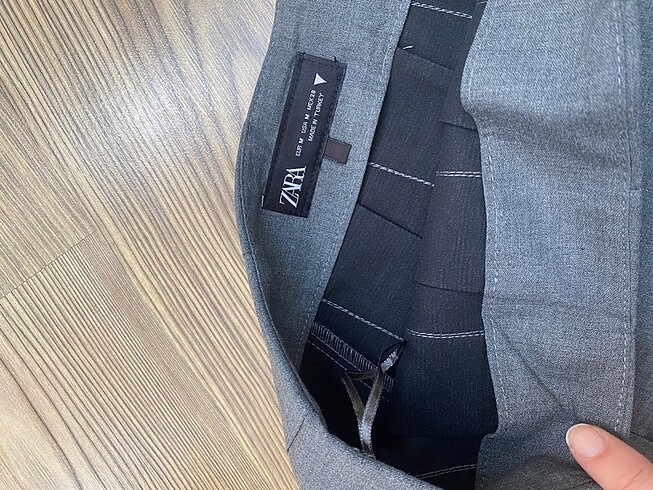 Zara Liseli etek