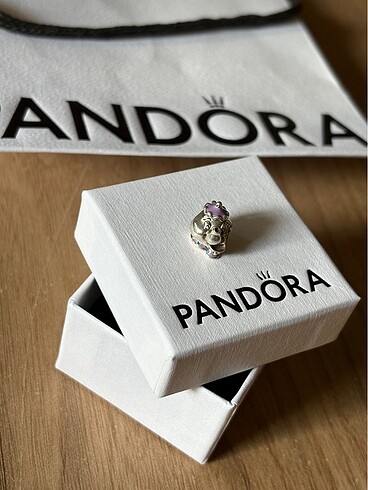 Pandora Disney çaydanlık charm