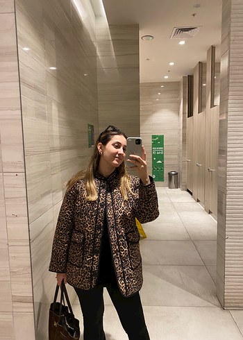 Zara Kahverengi Leopar Desenli Kısa Kadın Mont kadriye Baştürk marka