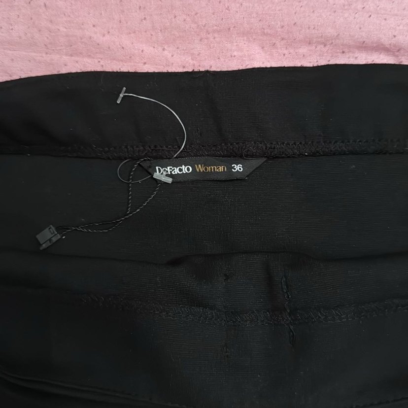 Kadın Siyah Kemerli Mini Etek - Görsel 3