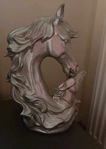 Gri Parlak At Figürü - Görsel 2