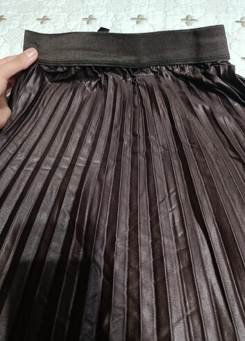 Kahverengi pileli etek - Görsel 4