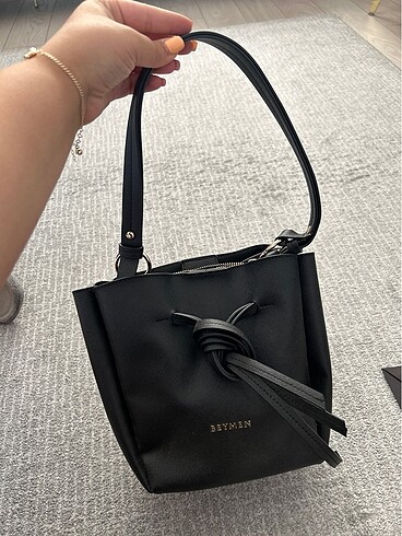 Beymen siyah çanta