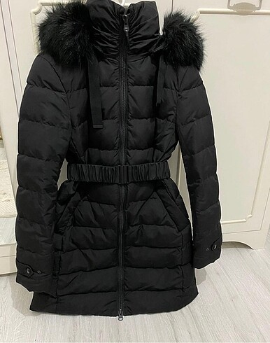 Zara Zara kuş tüyü dolgulu mont