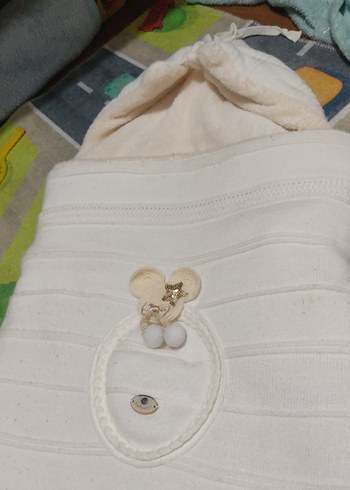 Nakışlı Beyaz Çocuk Battaniyesi - Görsel 3